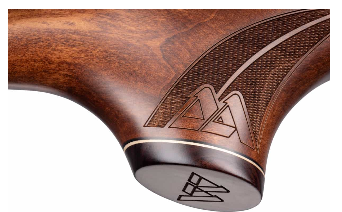 Air Arms S400 Carbine Beuken - detail kolfplaat met AA medaillon