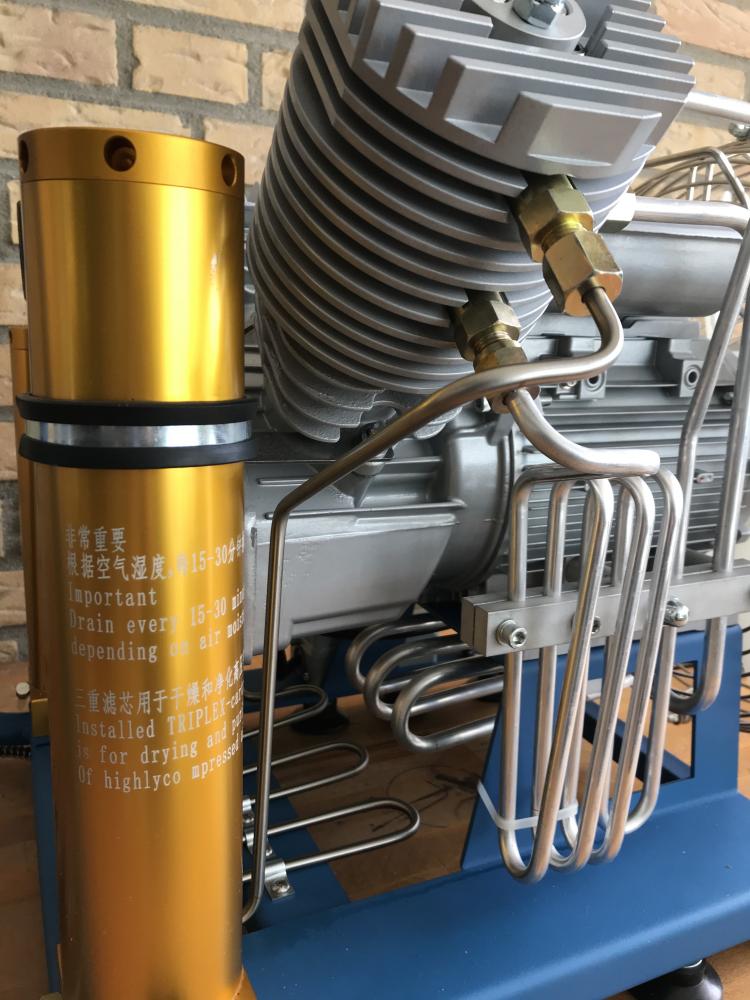 Carette Air Cooled V33 Compressor 300 bar