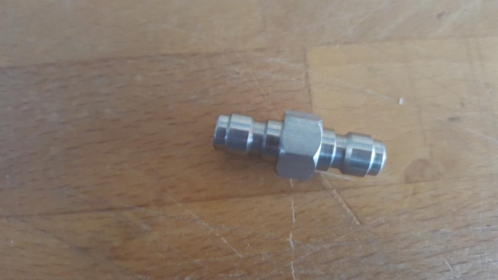 Foster Male/Male Adapter