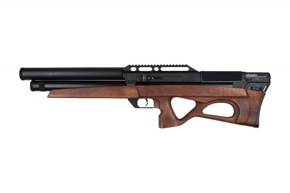 Edgun Matador R5M Walnut Long - zijaanzicht met Matador logo